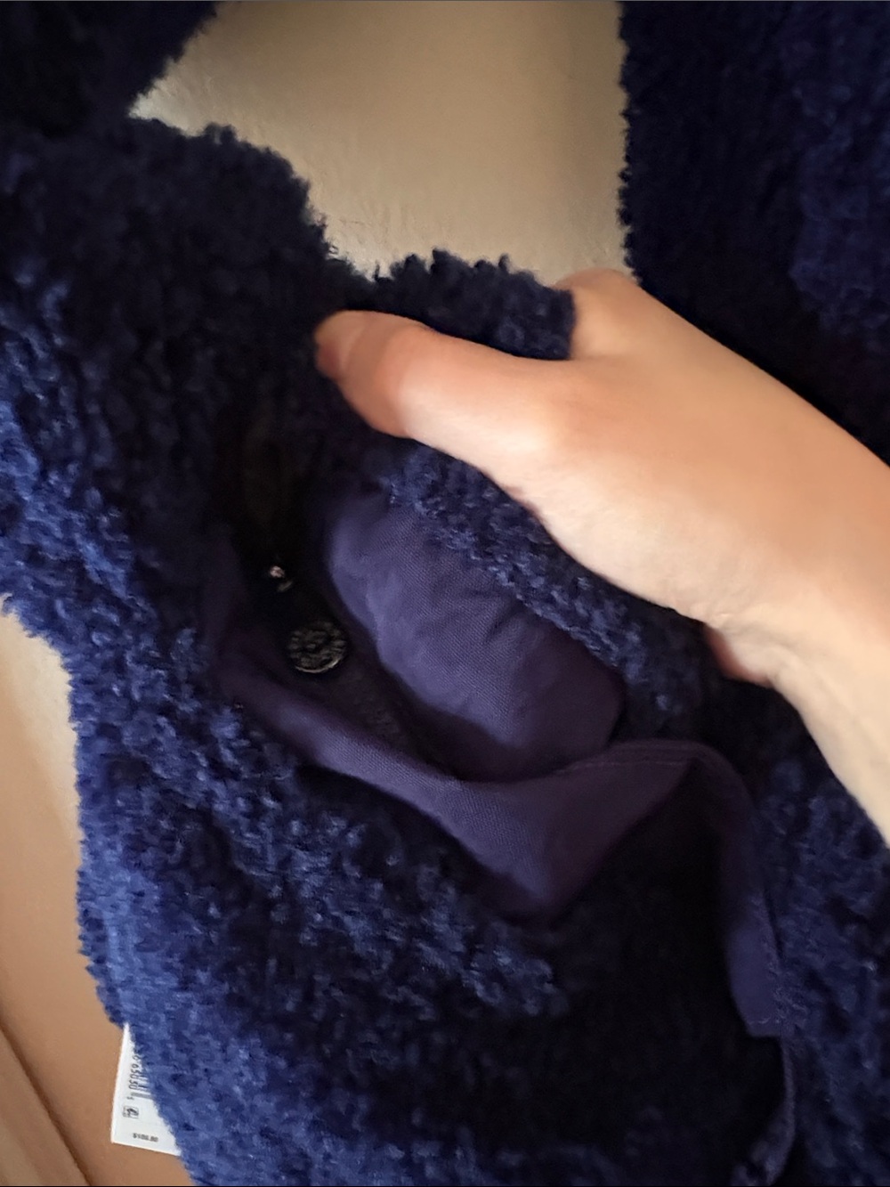 NWT Kipling Fuzzy Night Nakato M Blue/Purple Shearling Shoulder Bag w Zipper - Picture 3 of 5